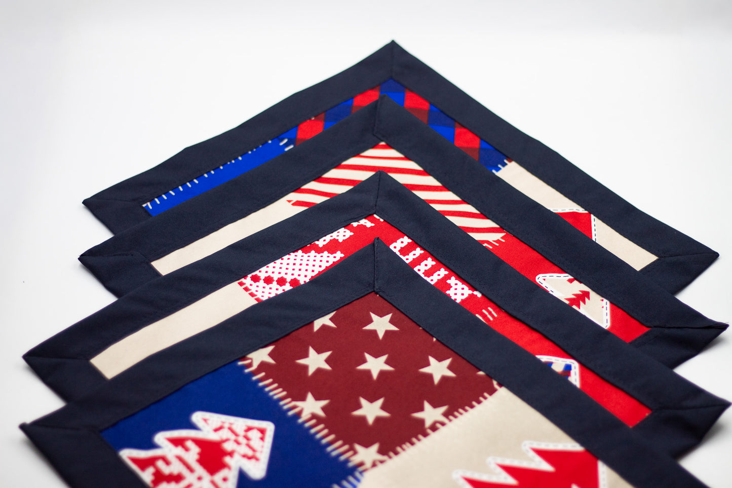 Taller de Individuales y Camino de Mesa Navideños- TEA TIME